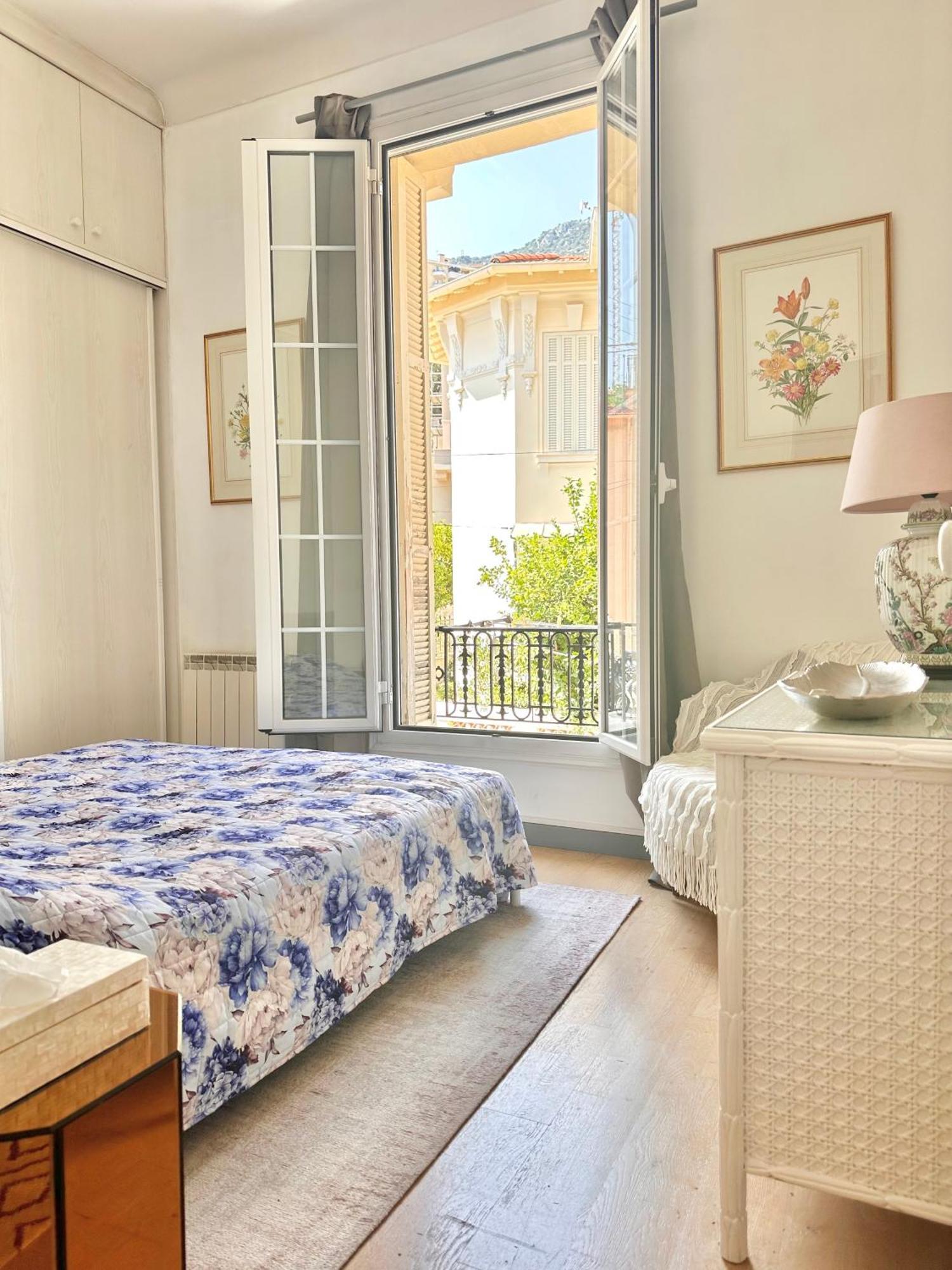 Monaco Border, 2 Bdr Luxury Apartment Sea View Бюсолей Екстериор снимка